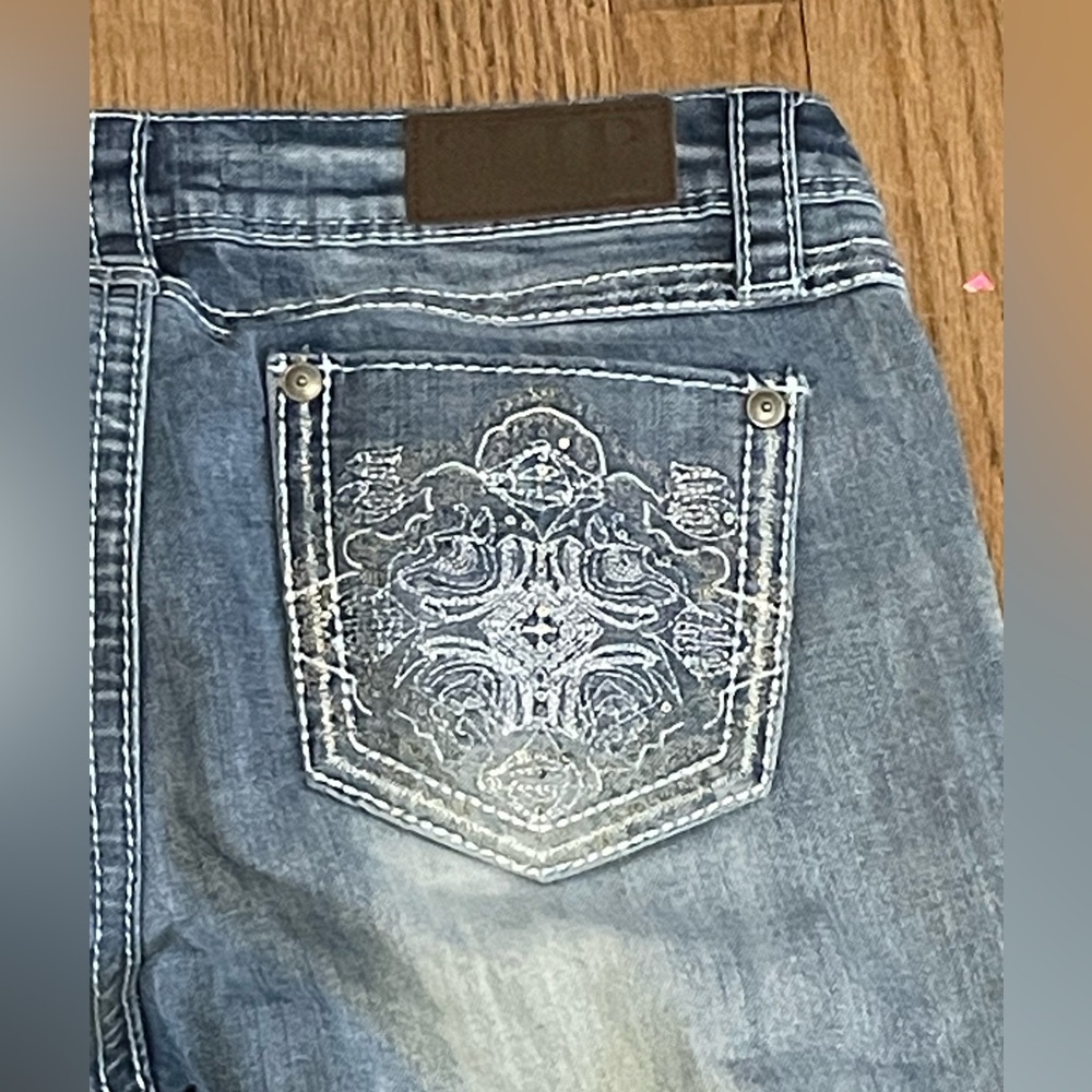 Cowgirl up jeans size‎ womens 31/36 embroy